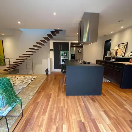 House Avenue Villa